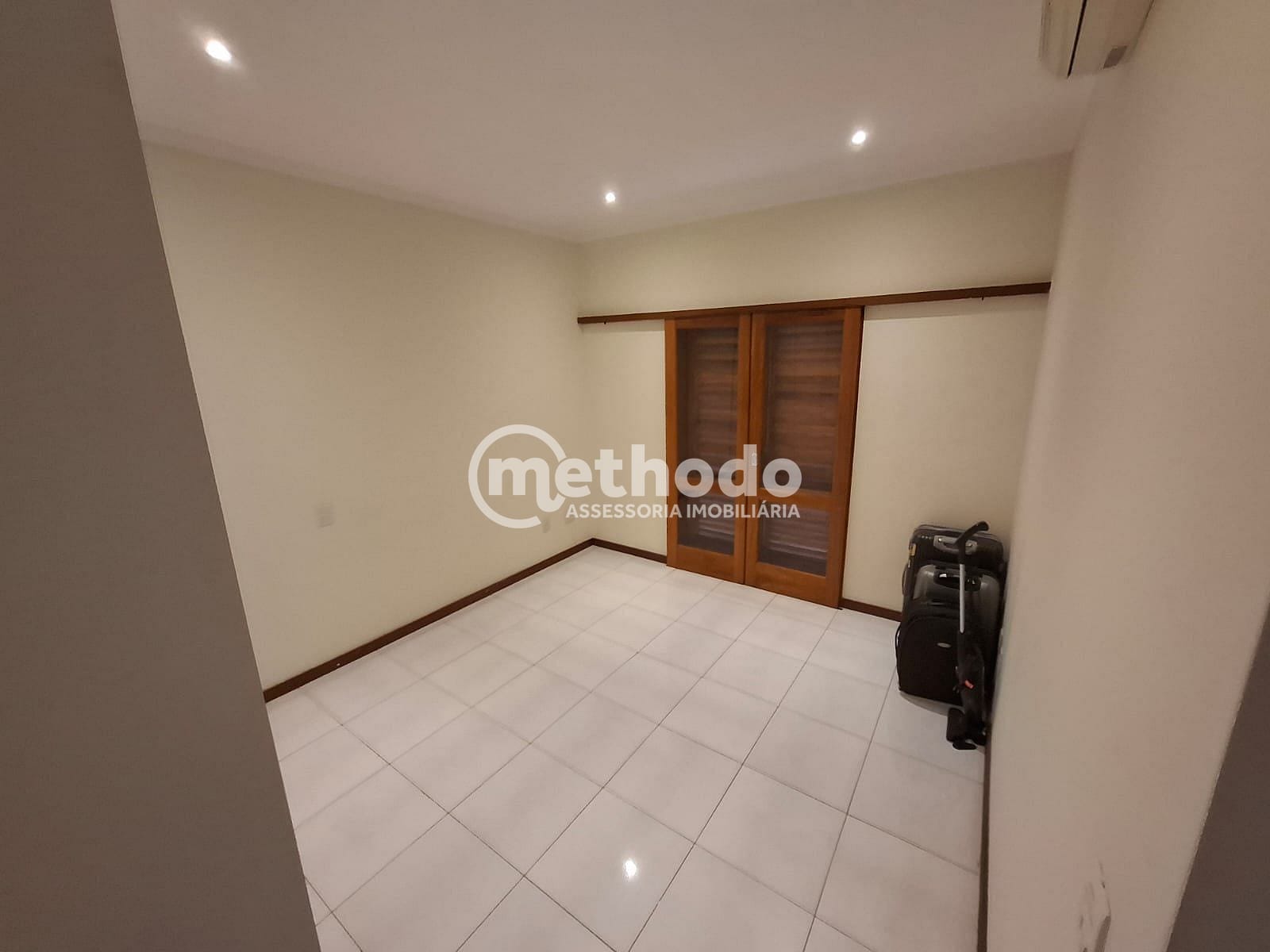 Casa, 3 quartos, 255 m² - Foto 17