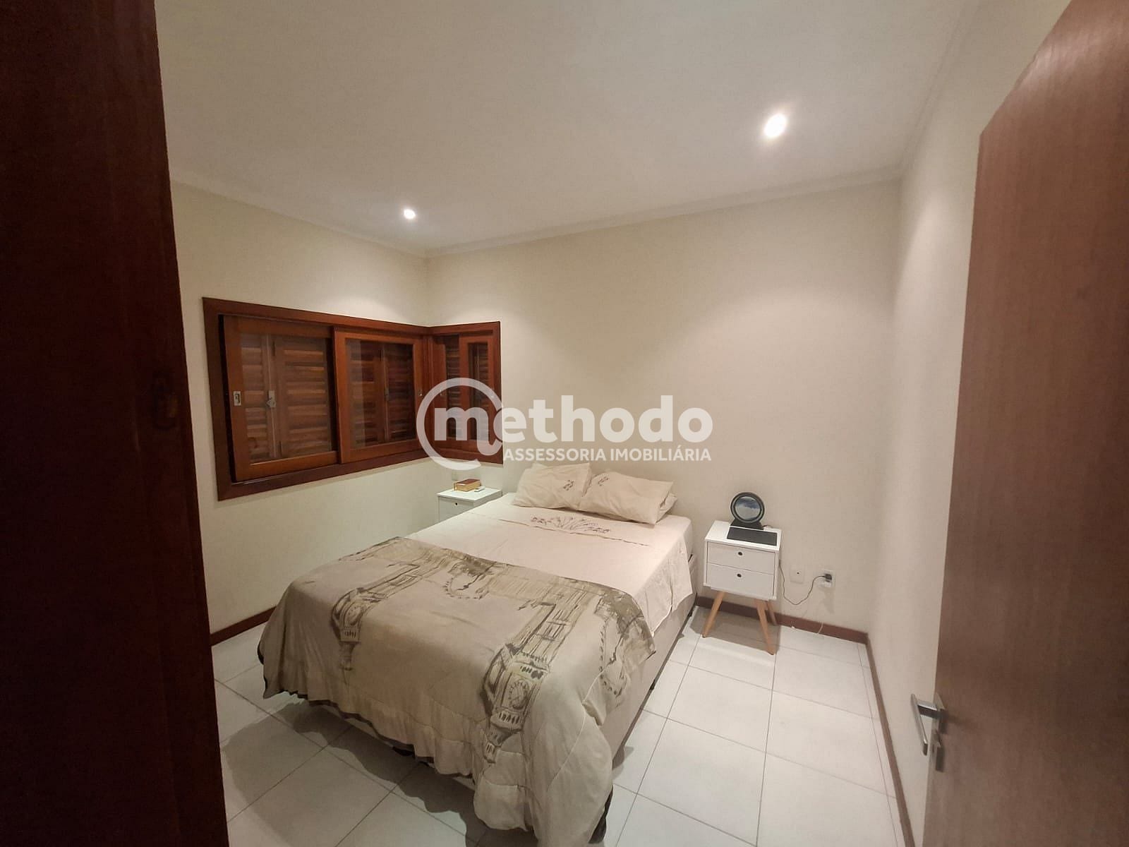 Casa, 3 quartos, 255 m² - Foto 18