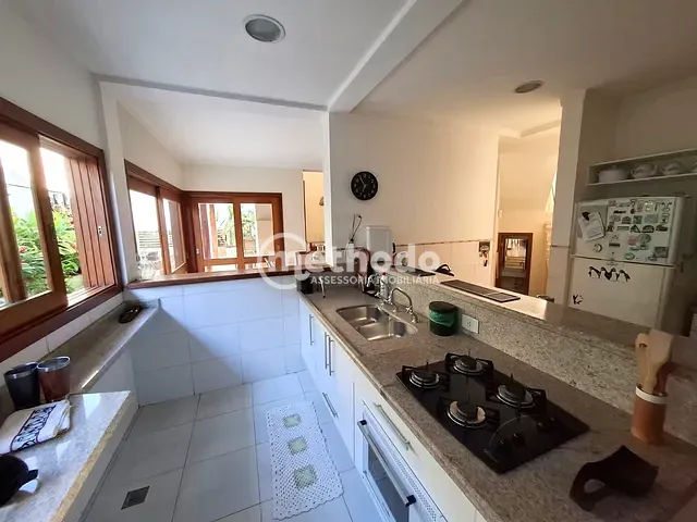 Casa com 385m² 3 quartos e 5 banheiros, à venda, no bairro Parque Taquaral em Campinas