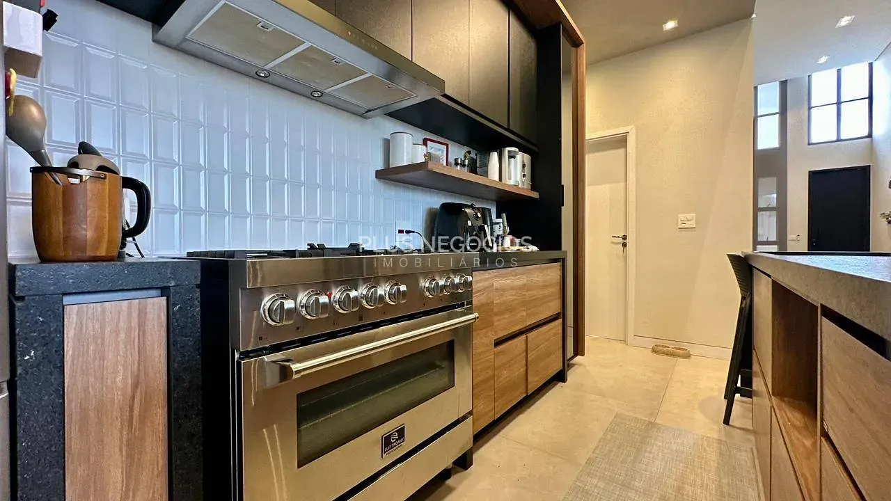 Casa, 3 quartos, 208 m² - Foto 15
