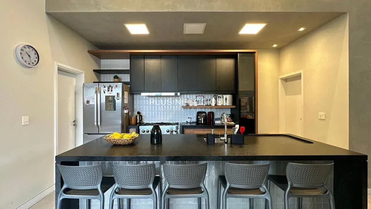 Casa, 3 quartos, 208 m² - Foto 18