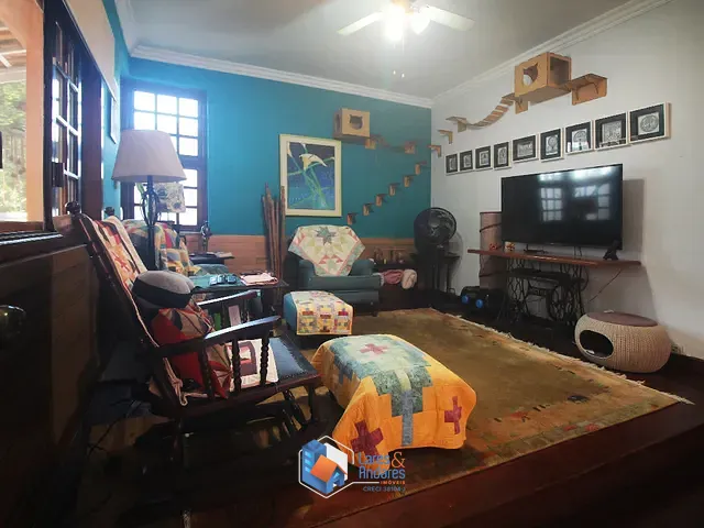 Casa com 410m² 4 quartos e 5 banheiros, à venda, no bairro Jardim Petrópolis em São Paulo