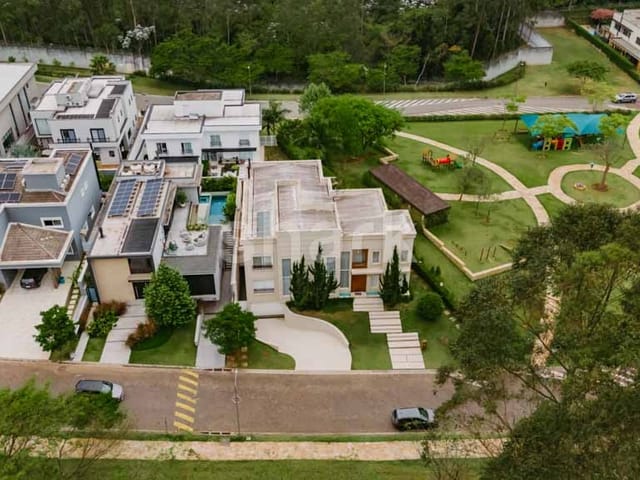 Casa com 720m² 4 quartos e 7 banheiros, à venda, no bairro Tamboré em Santana de Parnaíba