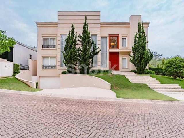 Casa com 720m² 4 quartos e 7 banheiros, à venda, no bairro Tamboré em Santana de Parnaíba