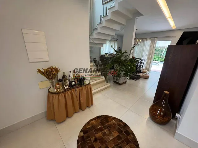 Casa com 300m² 4 quartos e 5 banheiros, à venda, no bairro Chácara Belvedere em Indaiatuba