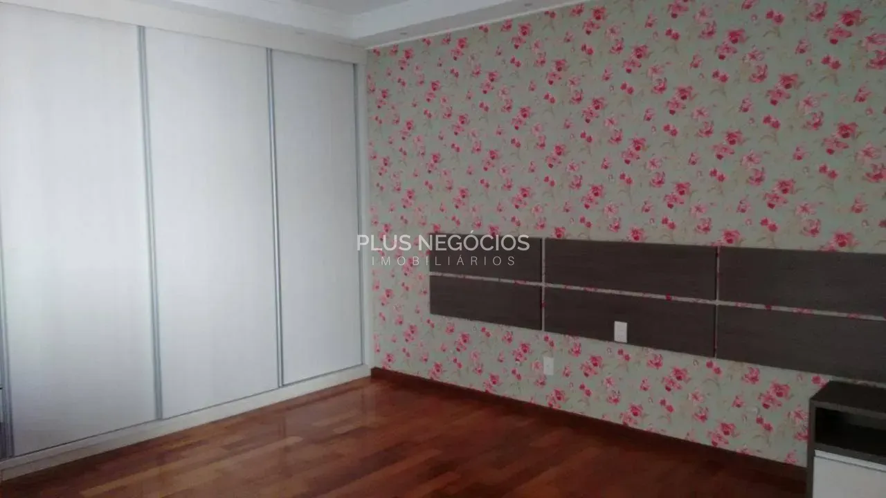 Casa, 3 quartos, 268 m² - Foto 19