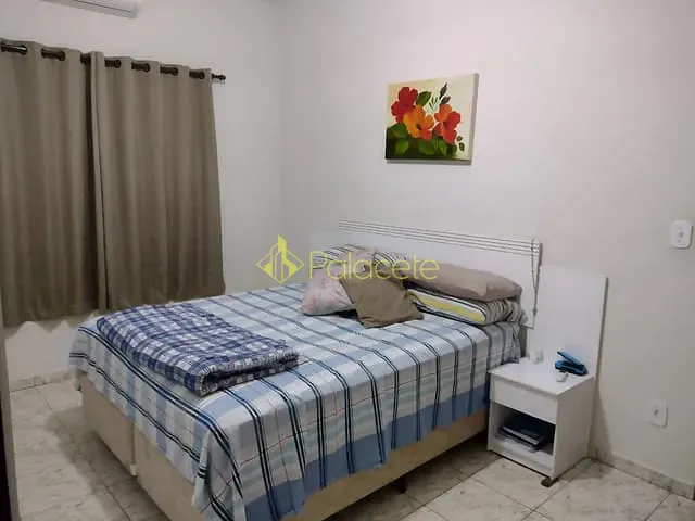 Casa 3 quartos e 1 banheiro, à venda, no bairro Residencial Arco-Íris em Pindamonhangaba