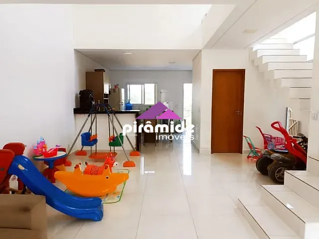 Casa com 180m² 4 quartos e 3 banheiros, à venda, no bairro Residencial Alto dos Ypês em São José dos Campos