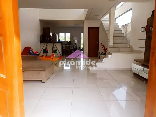 Casa com 180m² 4 quartos e 3 banheiros, à venda, no bairro Residencial Alto dos Ypês em São José dos Campos