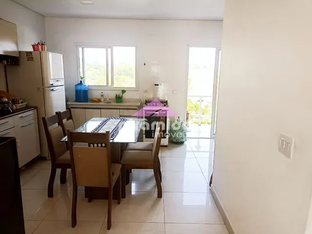 Casa com 180m² 4 quartos e 3 banheiros, à venda, no bairro Residencial Alto dos Ypês em São José dos Campos