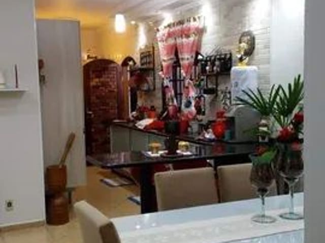Casa 2 quartos e 1 banheiro, à venda, no bairro Abaete em Taubaté