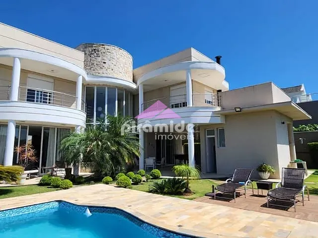 Casa com 700m² 4 quartos e 6 banheiros, à venda, no bairro Urbanova em São José dos Campos