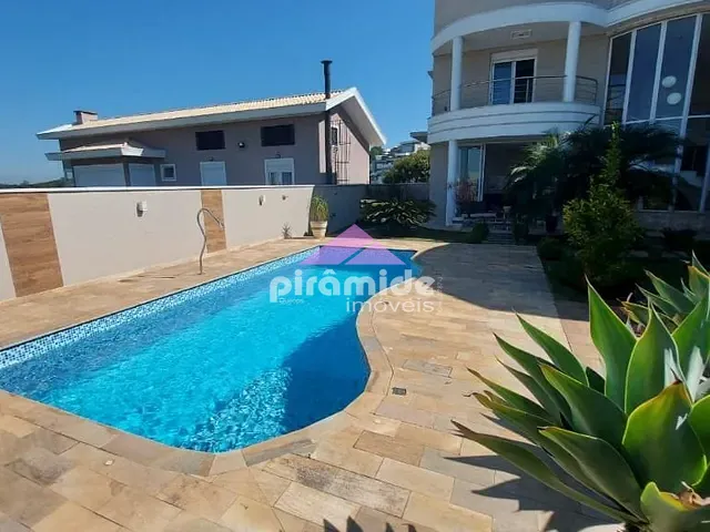 Casa com 700m² 4 quartos e 6 banheiros, à venda, no bairro Urbanova em São José dos Campos