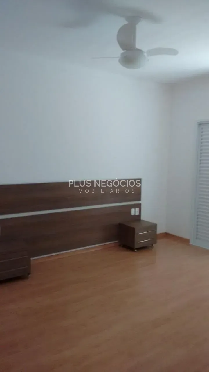 Casa, 4 quartos, 340 m² - Foto 24