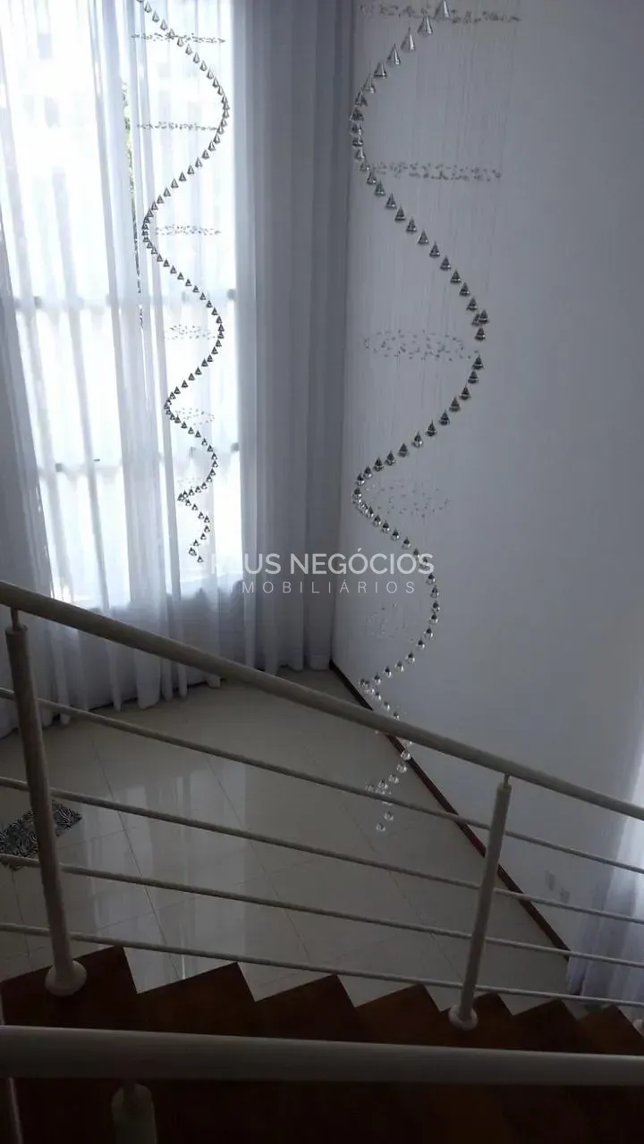 Casa, 4 quartos, 340 m² - Foto 3