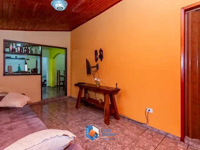 Casa com 563m² 3 quartos e 2 banheiros, à venda, no bairro Vila Guedes em São Paulo