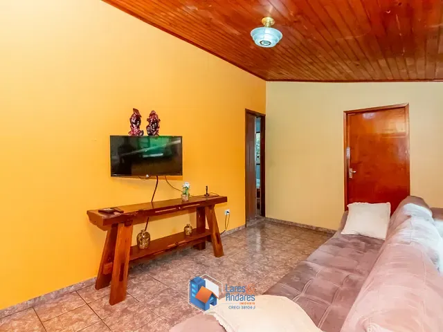 Casa com 563m² 3 quartos e 2 banheiros, à venda, no bairro Vila Guedes em São Paulo