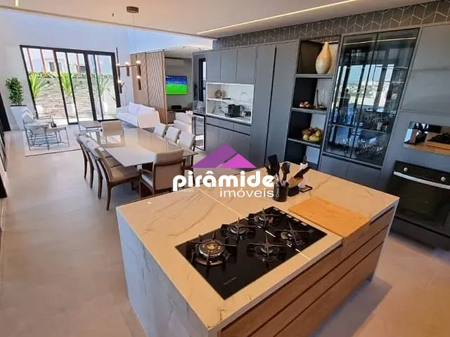 Casa com 720m² 4 quartos e 6 banheiros, à venda, no bairro Urbanova em São José dos Campos