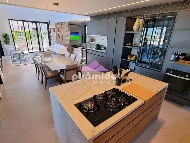 Casa com 720m² 4 quartos e 6 banheiros, à venda, no bairro Urbanova em São José dos Campos