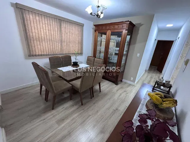 Casa com 264m² 3 quartos e 3 banheiros, à venda, no bairro Parque Ouro Fino em Sorocaba
