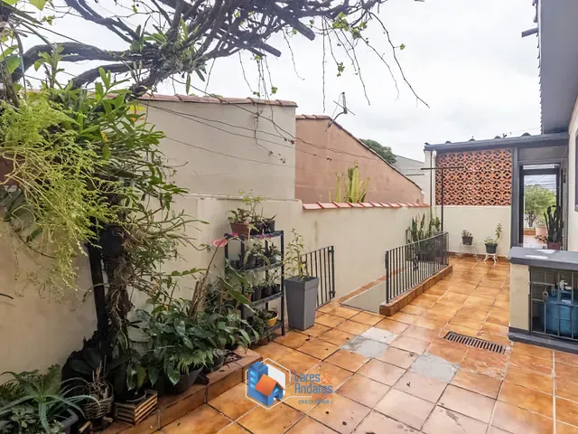 Casa com 200m² 4 quartos e 2 banheiros, à venda, no bairro Vila Mirante em São Paulo