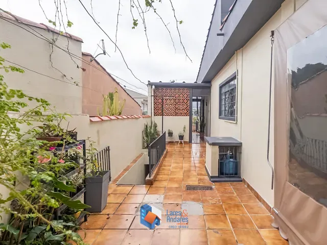 Casa com 200m² 4 quartos e 2 banheiros, à venda, no bairro Vila Mirante em São Paulo
