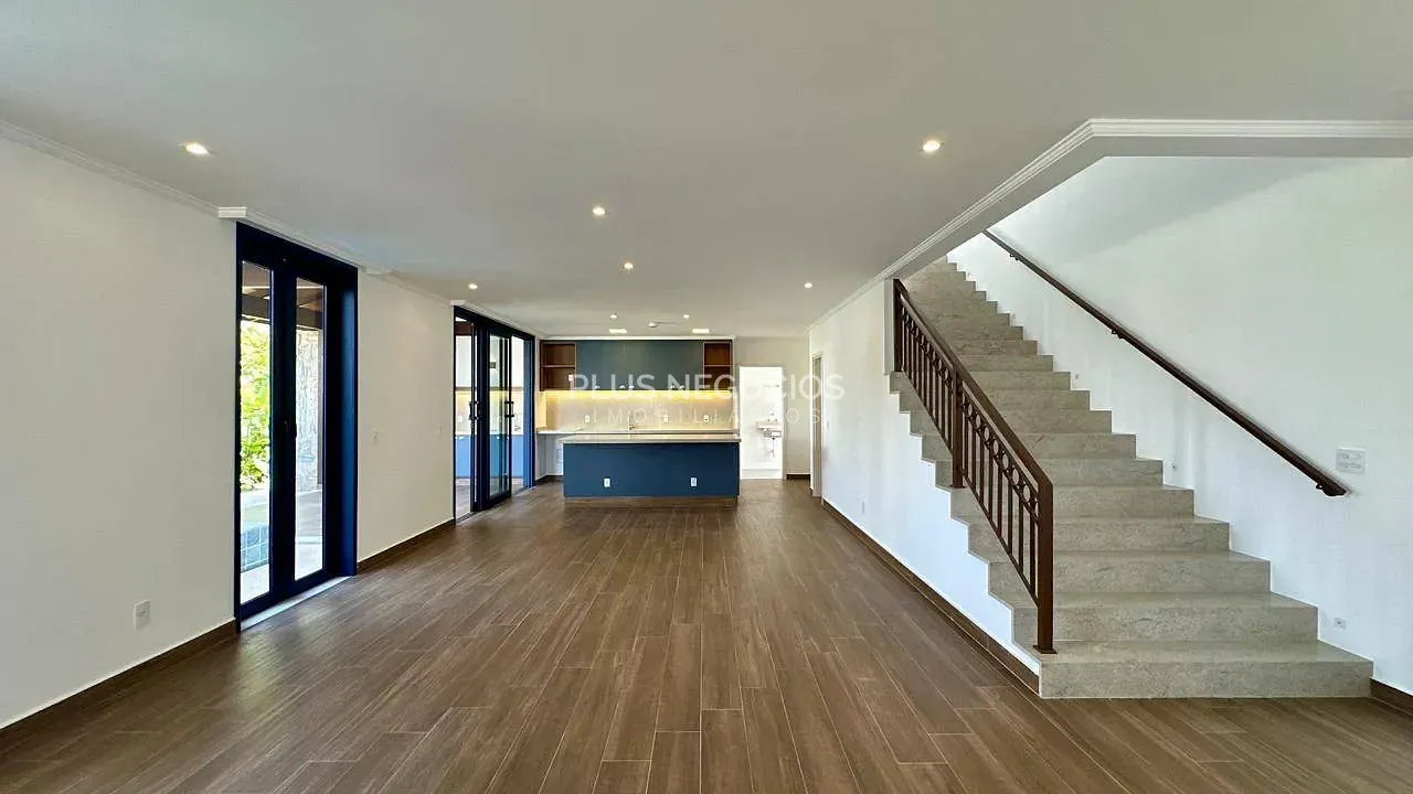 Casa, 3 quartos, 272 m² - Foto 4