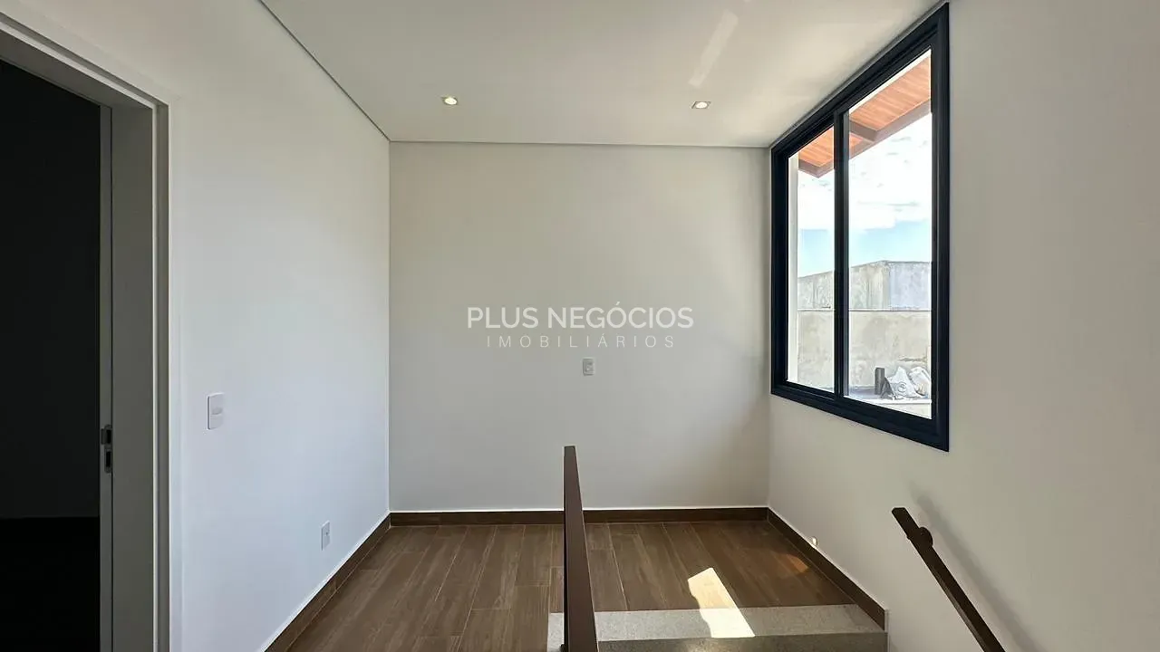 Casa, 3 quartos, 272 m² - Foto 35