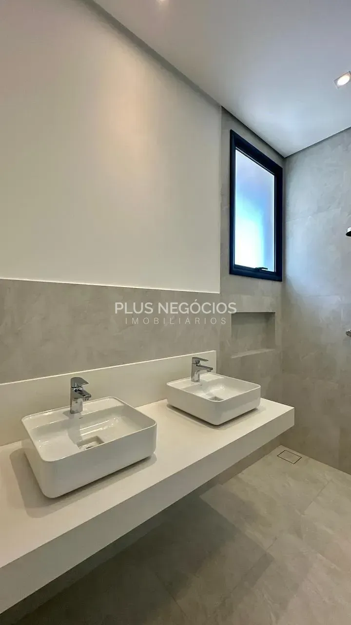 Casa, 3 quartos, 272 m² - Foto 41