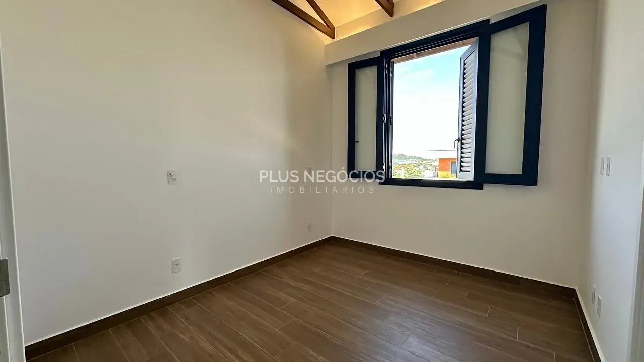 Casa, 3 quartos, 272 m² - Foto 51