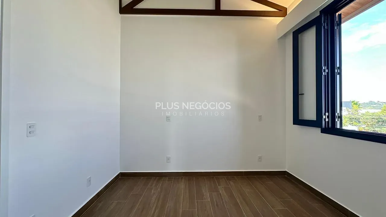 Casa, 3 quartos, 272 m² - Foto 53