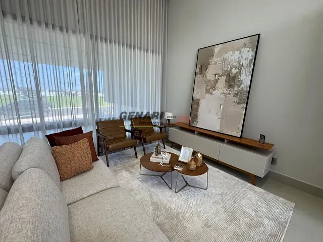 Casa com 300m² 3 quartos e 5 banheiros, à venda, no bairro Jardim Residencial Dona Maria Candida em Indaiatuba