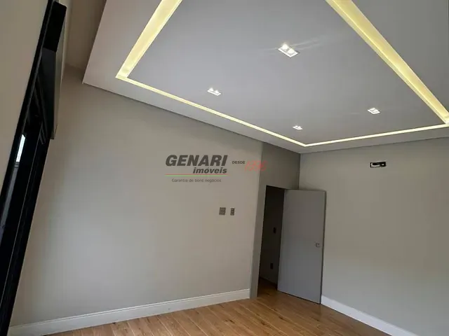 Casa com 300m² 3 quartos e 5 banheiros, à venda, no bairro Jardim Residencial Dona Maria Candida em Indaiatuba