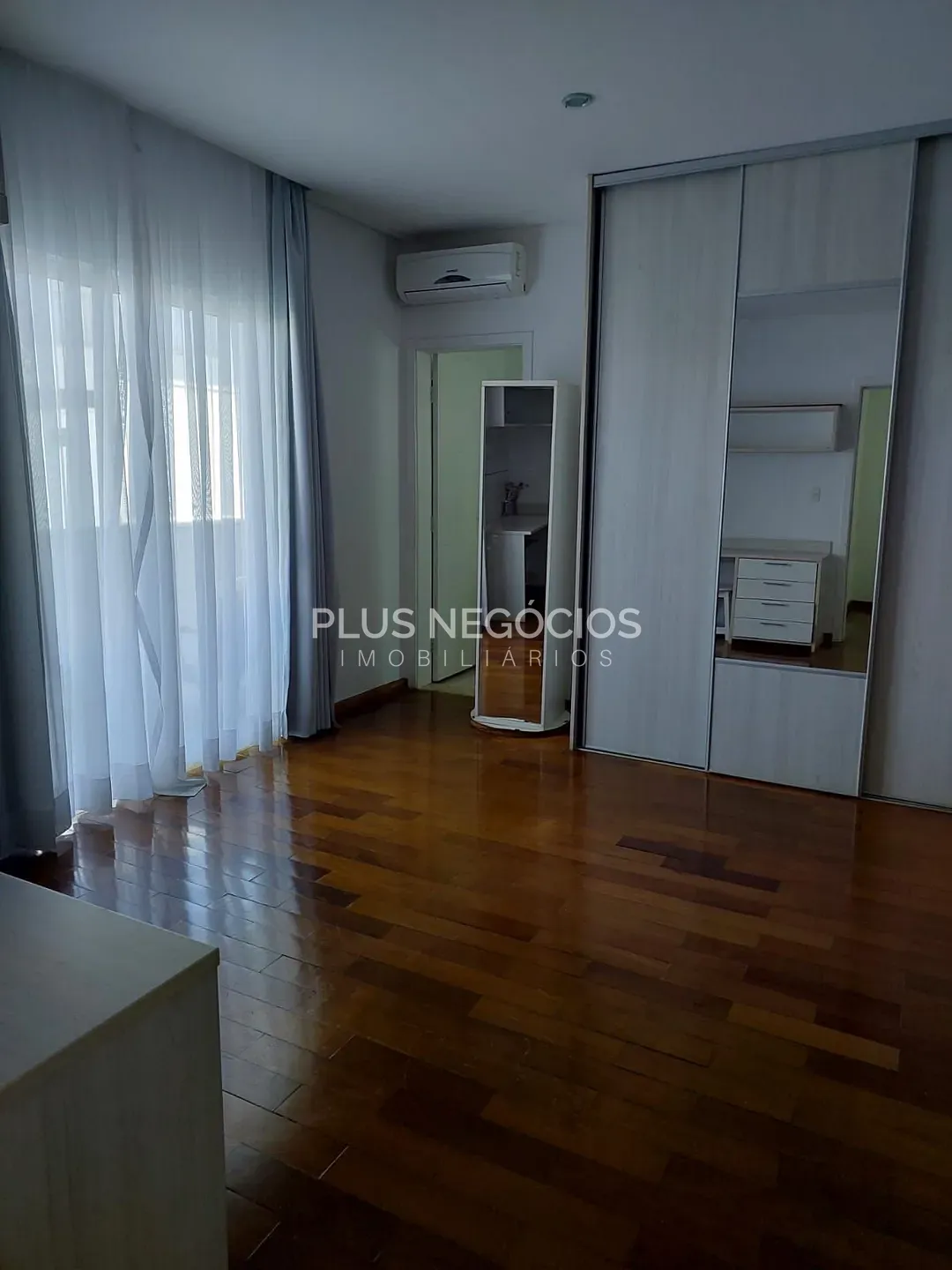 Casa, 3 quartos, 340 m² - Foto 60