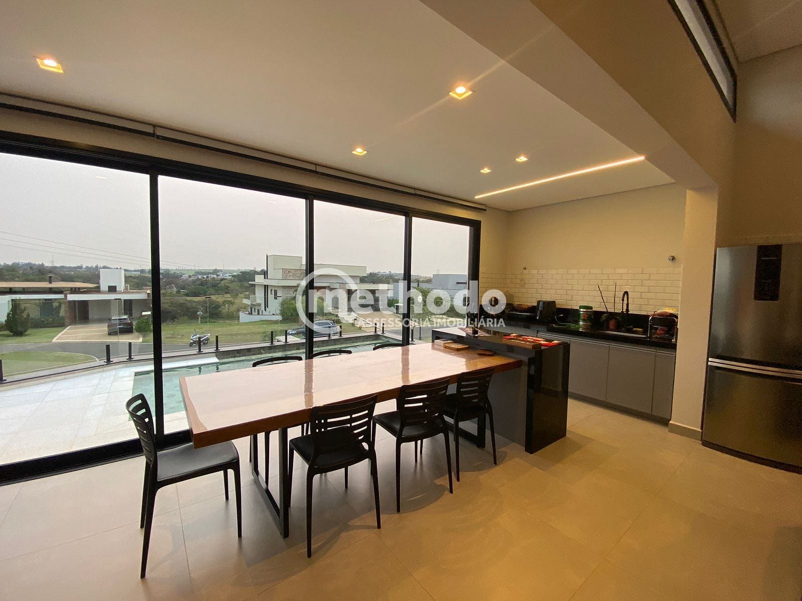 Casa, 3 quartos, 240 m² - Foto 10