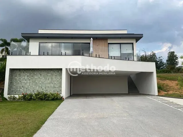 Casa com 240m² 3 quartos e 4 banheiros, à venda ou para alugar, no bairro Condomínio Villas do Golf em Itu