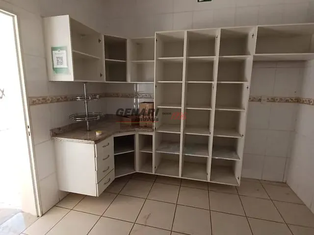 Casa com 250m², para alugar, no bairro Centro em Indaiatuba