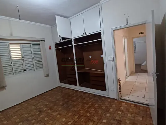 Casa com 250m², para alugar, no bairro Centro em Indaiatuba