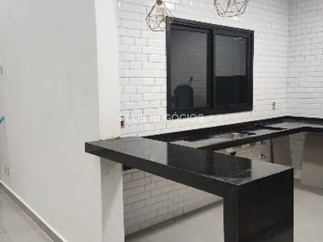 Casa 3 quartos e 4 banheiros, à venda, no bairro Wanel Ville em Sorocaba