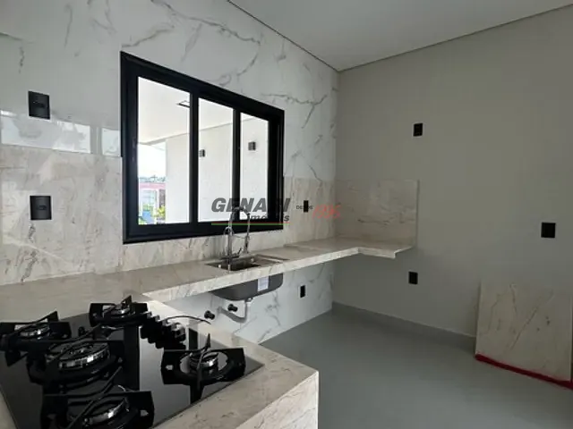 Casa com 200m² 3 quartos e 5 banheiros, à venda, no bairro Loteamento Park Gran Reserve em Indaiatuba