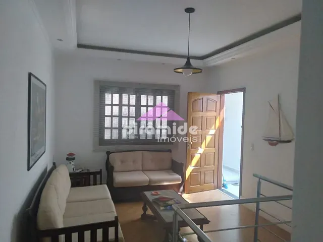Casa com 140m² 3 quartos e 3 banheiros, à venda, no bairro Jardim das Indústrias em São José dos Campos