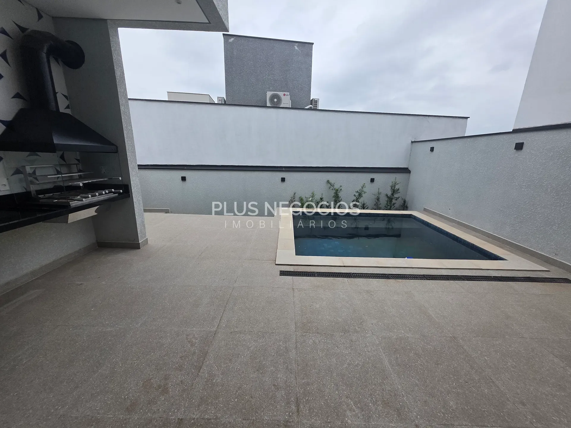 Casa, 3 quartos, 213 m² - Foto 24