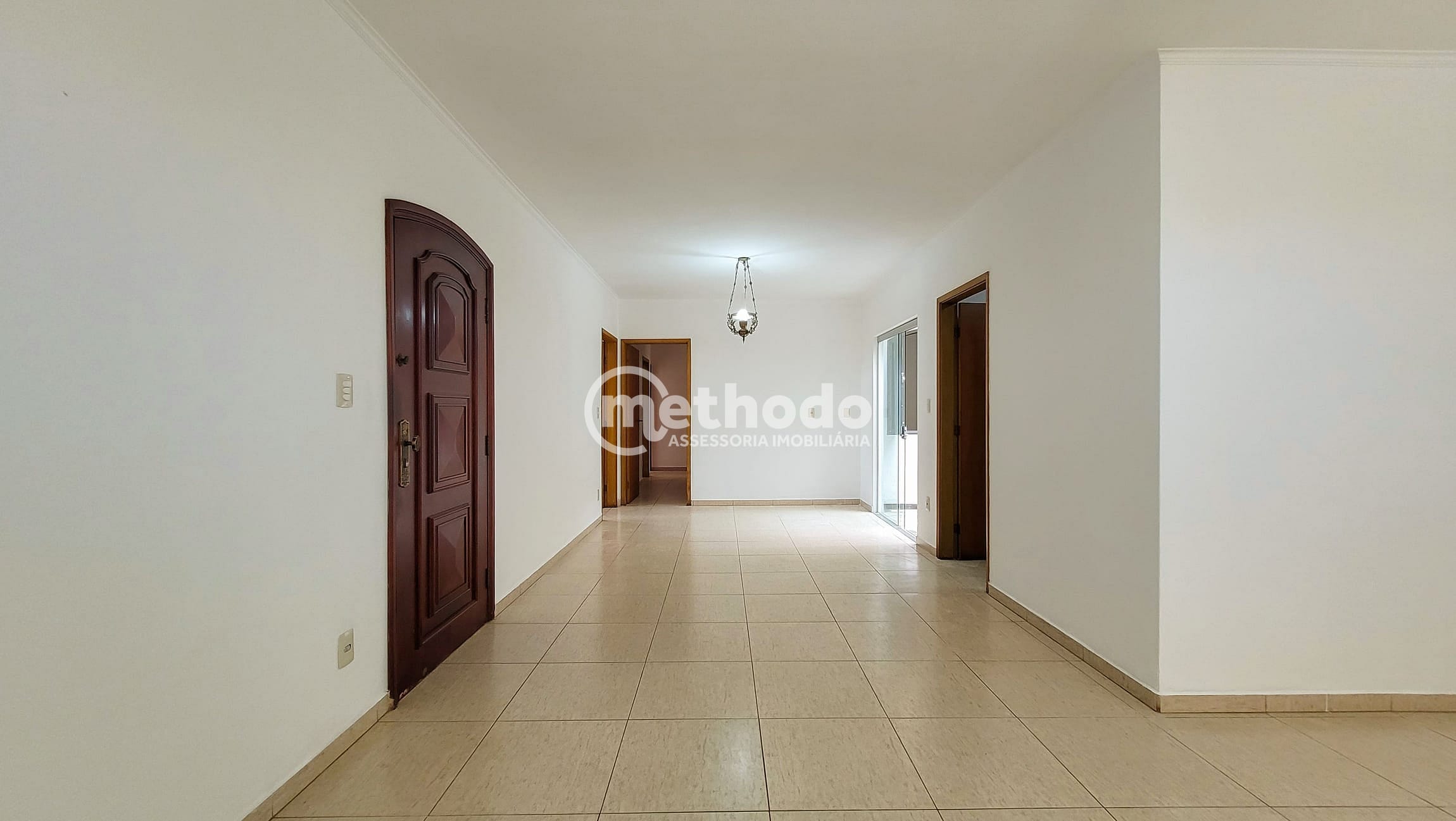 Casa, 3 quartos, 201 m² - Foto 2