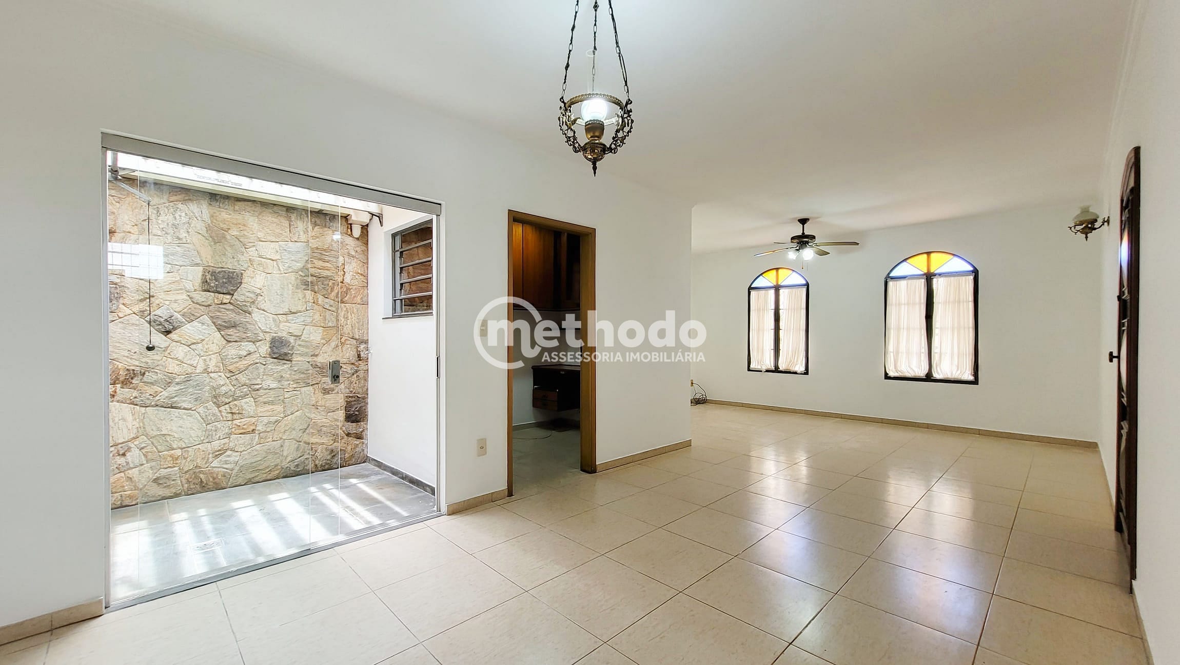 Casa, 3 quartos, 201 m² - Foto 1