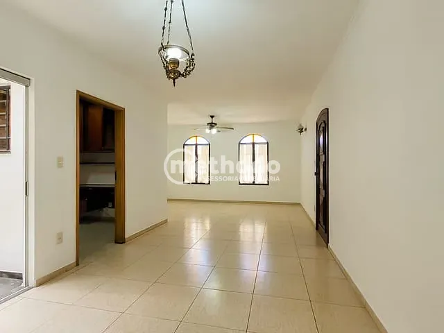 Casa com 299m² 3 quartos e 2 banheiros, à venda, no bairro Jardim Bela Vista em Campinas