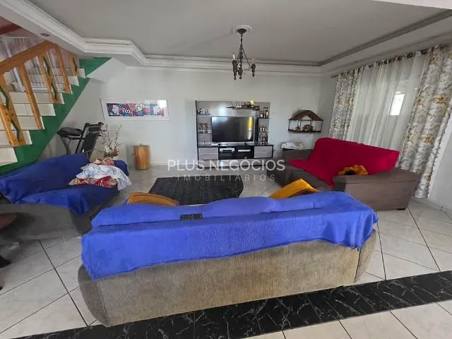 Casa 3 quartos e 4 banheiros, à venda, no bairro Jardim Bertanha em Sorocaba