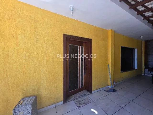 Casa 3 quartos e 4 banheiros, à venda, no bairro Jardim Bertanha em Sorocaba