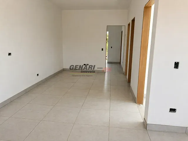 Casa com 150m² 2 quartos e 2 banheiros, à venda, no bairro Vila dos Canários em Indaiatuba