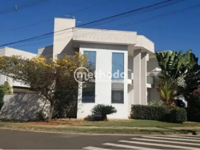Casa com 250m² 3 quartos e 5 banheiros, à venda, no bairro Parque Brasil 500 em Paulínia