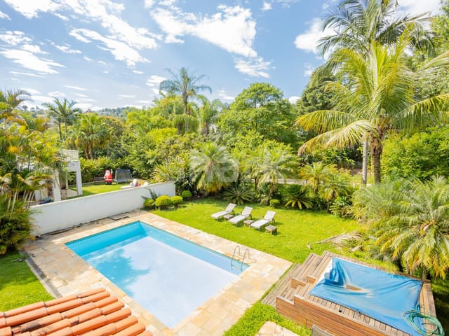 Casa com 740m² 4 quartos e 6 banheiros, à venda, no bairro Alphaville em Santana de Parnaíba